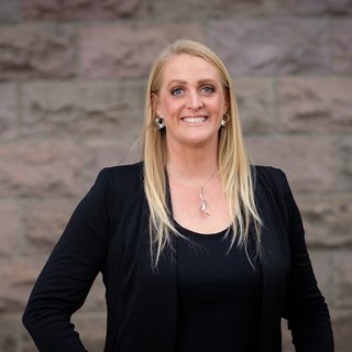 Portrait of Erin L. Hurst, CPA